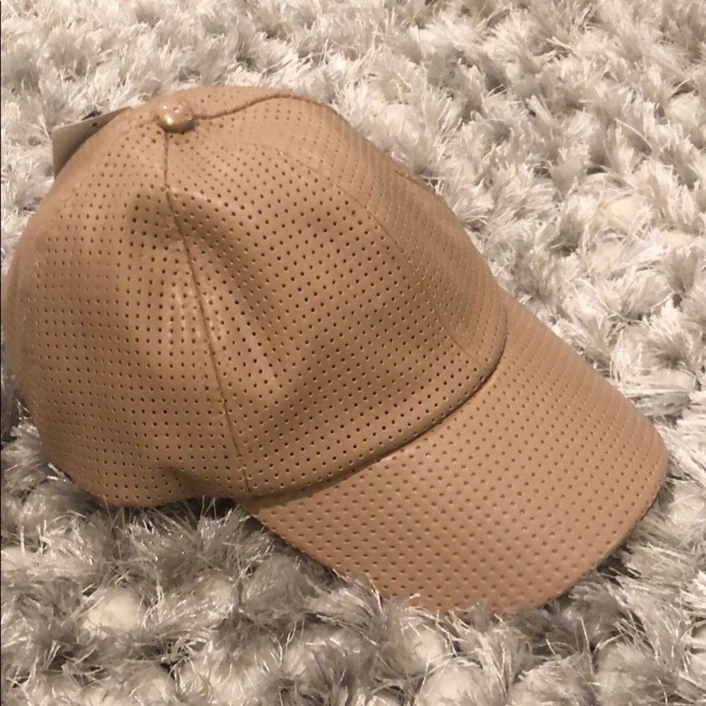 D&Y Tan Perforated Hat